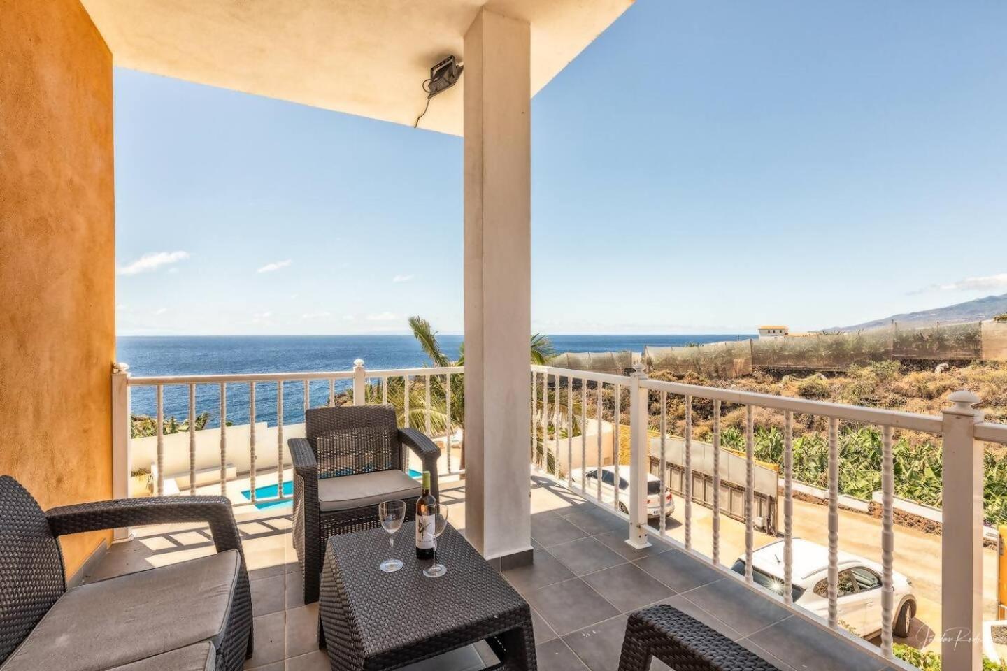Casa Costa Molina En El Corazon Del Atlantico Hébergement de vacances *